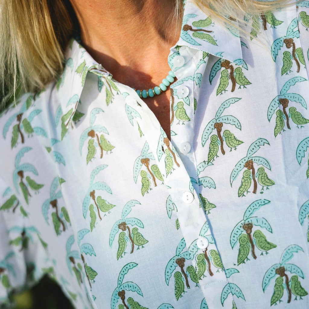 Gabbing Parrots Short Cover Up
